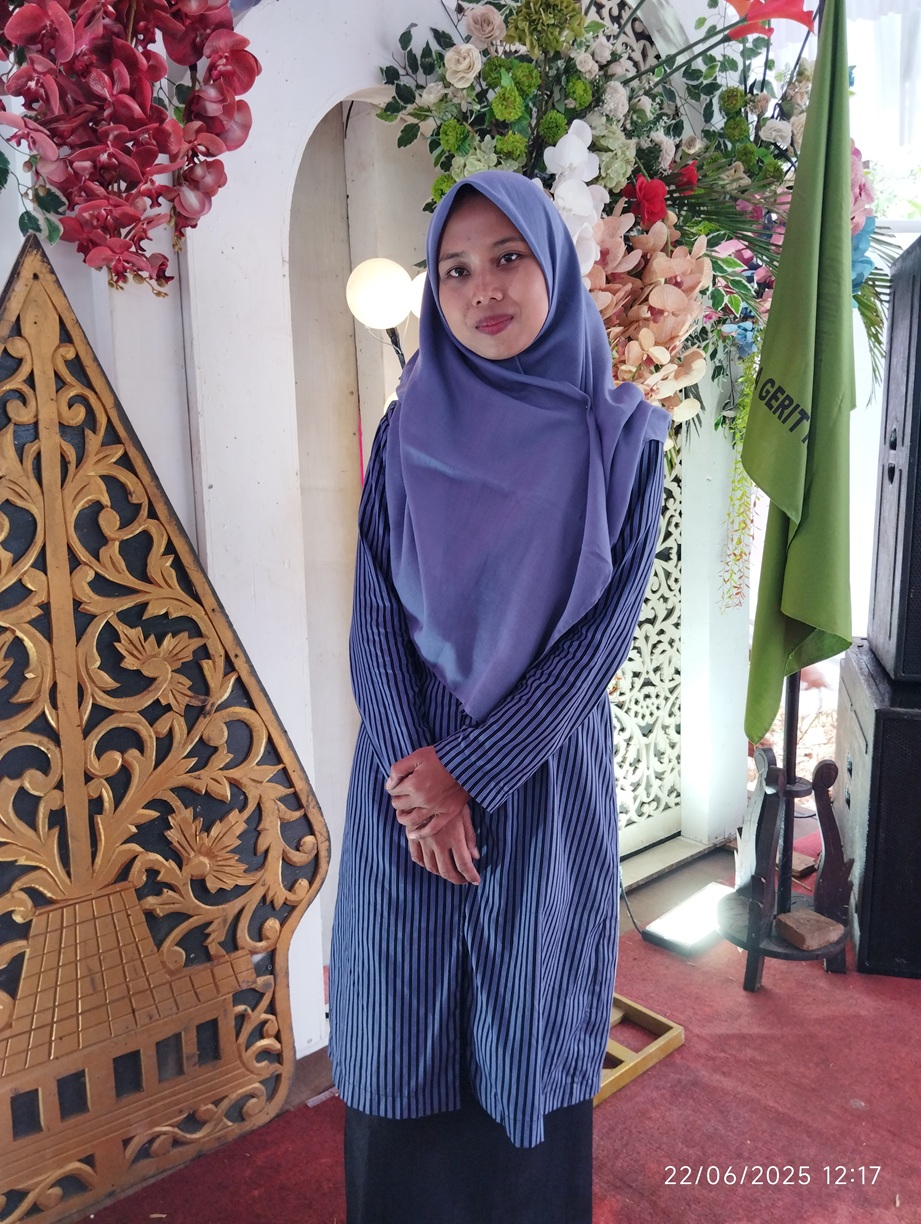 TRIYANTI S.PD.I