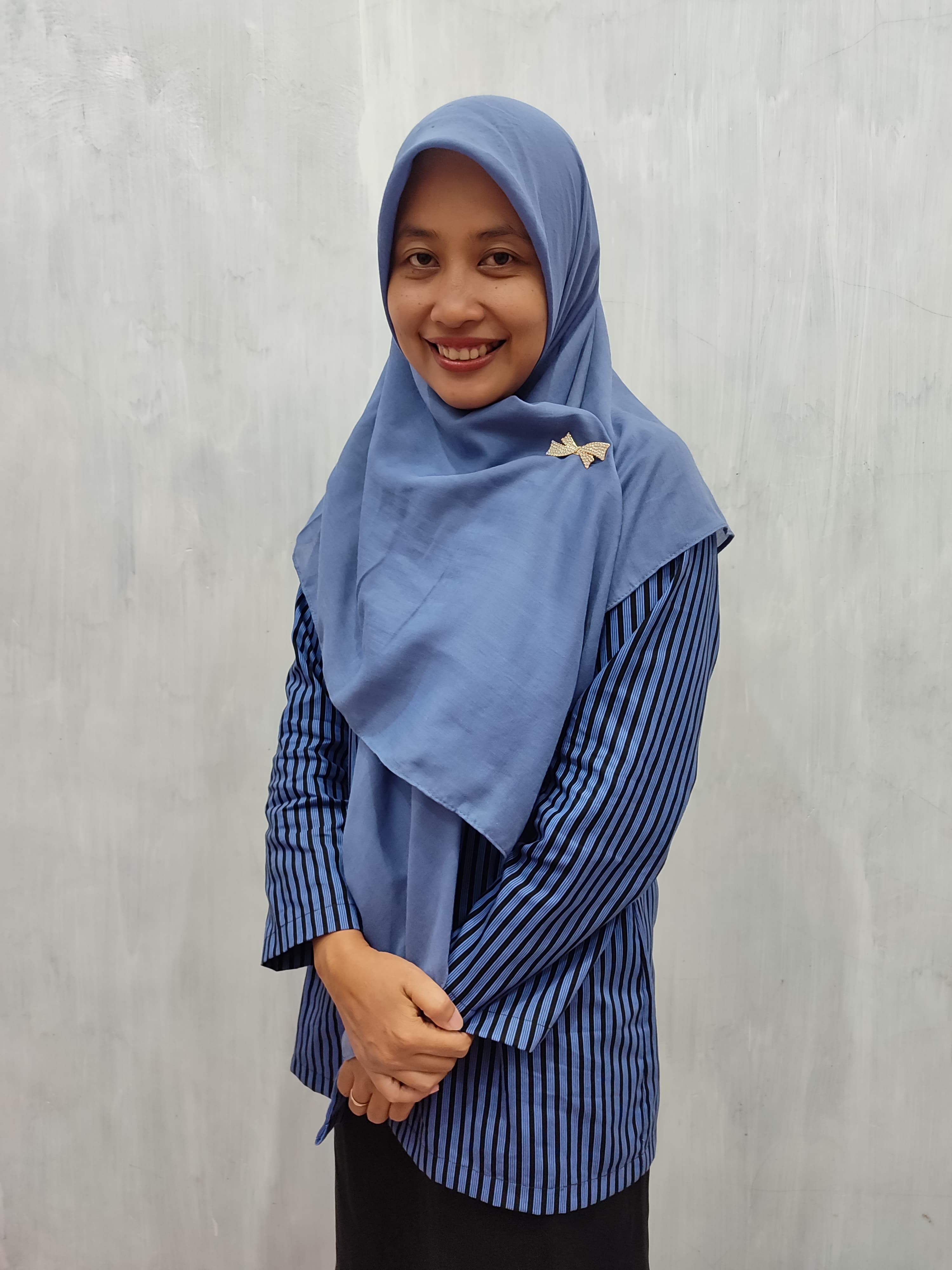 ENI FAROHATUZZUNAIROH S.Ds,